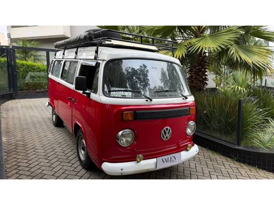 VOLKSWAGEN KOMBI 1.4 MI FURGÃO 8V FLEX 3P MANUAL